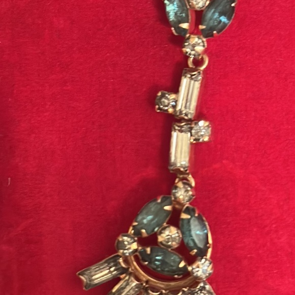 Marks & Spencer (signed M&S) 1/20 12k GF Convertible Brooch/Pendant - 3” x 7/8” - Picture 4 of 7